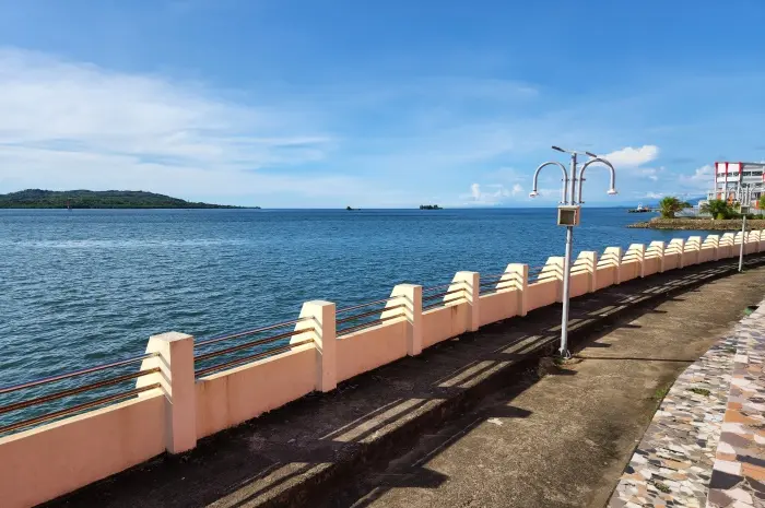 Manakarra Beach Pier, an Iconic Destination in Mamuju to Enjoy the Sunset